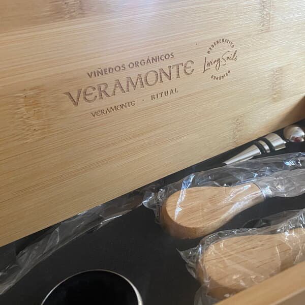 Set de vino y Tabla para quesos "WINCHESTER"