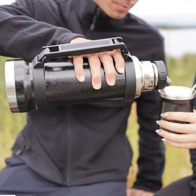 Termos y tazones corporativos personalizados