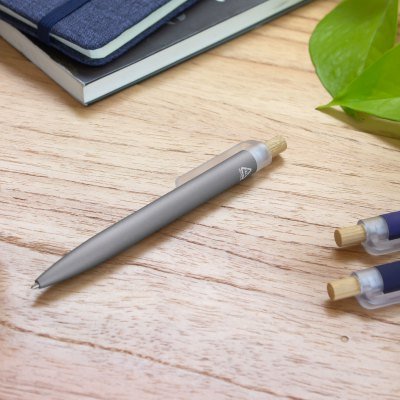 Miniatura 12 de Bolígrafo aluminio reciclado y bambú "BALU"